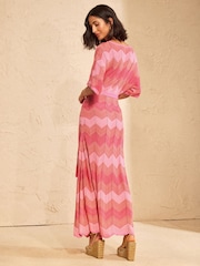 Love & Roses Pink Chevron Batwing Crew Neck Knitted Midi Dress - Image 4 of 4
