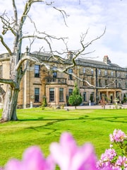 RED LETTER DAYS Overnight Country Escape with Dinner for Two Gift Experience - Image 1 of 4