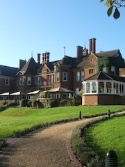 RED LETTER DAYS Overnight Country Escape with Dinner for Two Gift Experience - Image 3 of 4