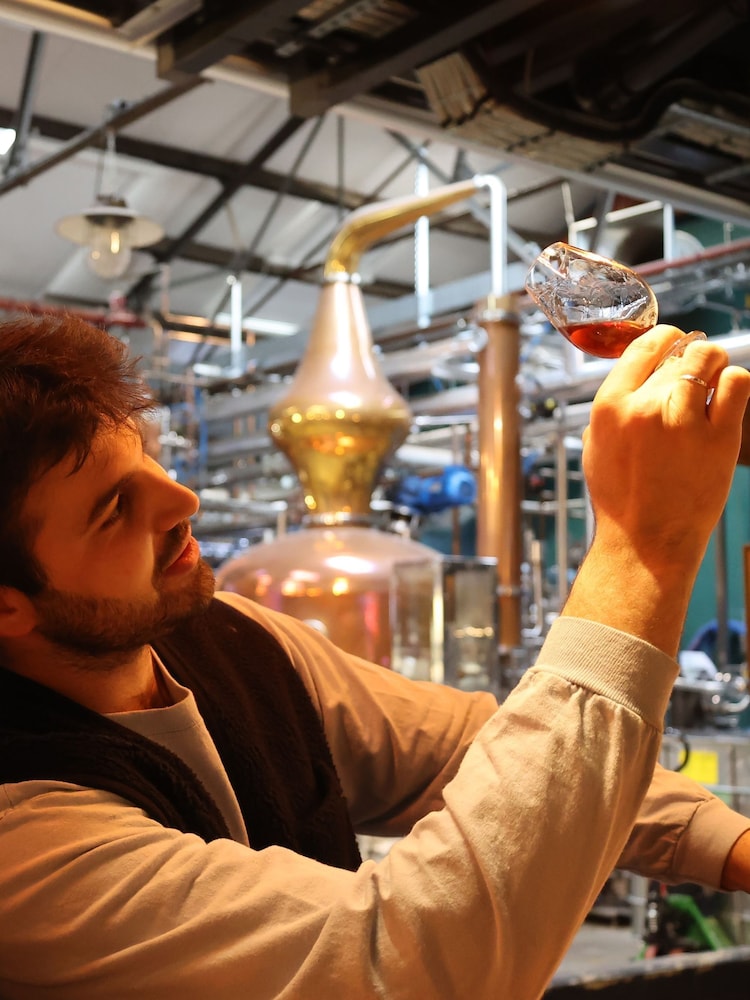 RED LETTER DAYS Sipsmith Distillery Tour for Two Gift Experience - Image 2 of 4