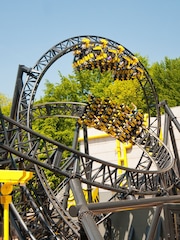 RED LETTER DAYS Alton Towers Tickets For Two Gift Experience - Image 4 of 4