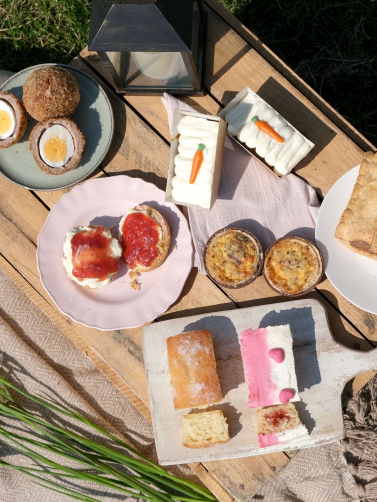 RED LETTER DAYS Tea at Home with Piglet's Pantry Gift Experience - Image 4 of 4