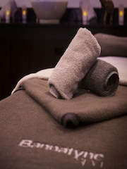 RED LETTER DAYS Bannatyne Blissful Spa Day with 25 Minute Treatment and Cream Tea for Two Gift Experience - Image 1 of 4