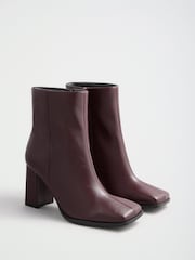 Friends Like These Faux Leather Square Toe Heeled Ankle Boots - Imagen 3 de 7