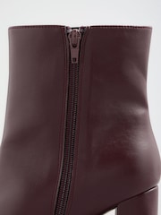 Friends Like These Faux Leather Square Toe Heeled Ankle Boots - Imagen 7 de 7