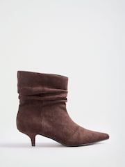 Friends Like These Faux Suede Ruched Kitten Heeled Ankle Boots - Imagen 1 de 5