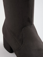 Friends Like These Faux Suede Knee High Low Block Heel Sock Boots - Imagen 5 de 5