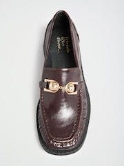Bordure en or rouge bordeaux - Friends Like These Faux Leather Square Toe Ruched Mocassins Chaussures - Image 3 de 4