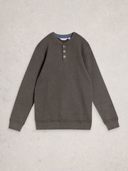 שחור - White Stuff סוודר עם פאנל כפתורים בצווארון, דגם Attadale - תמונה 5 מתוך 6