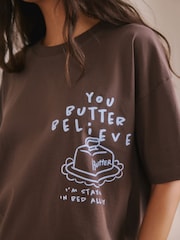 Chocolate Brown Graphic - Conjunto de pijama corto - Imagen 6 de 10