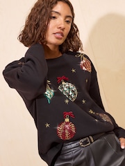 Negro - Friends Like These Christmas Graphic Sweatshirt - Imagen 4 de 5