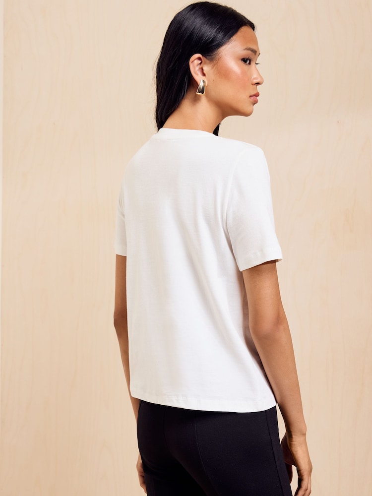 Friends Like These Shoulder Pad T-Shirt - Bild 5 von 5