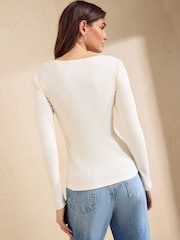 Marfil - Friends Like These blusa de Manga larga con Cuello de pico y canalé. - Imagen 4 de 5
