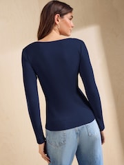Marina de guerra - Friends Like These blusa de Manga larga con Cuello de pico y canalé. - Imagen 4 de 4