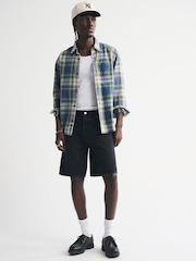 שחור - Abercrombie & Fitch מכנסיים קצרים בגזרת באגי - תמונה 3 מתוך 7