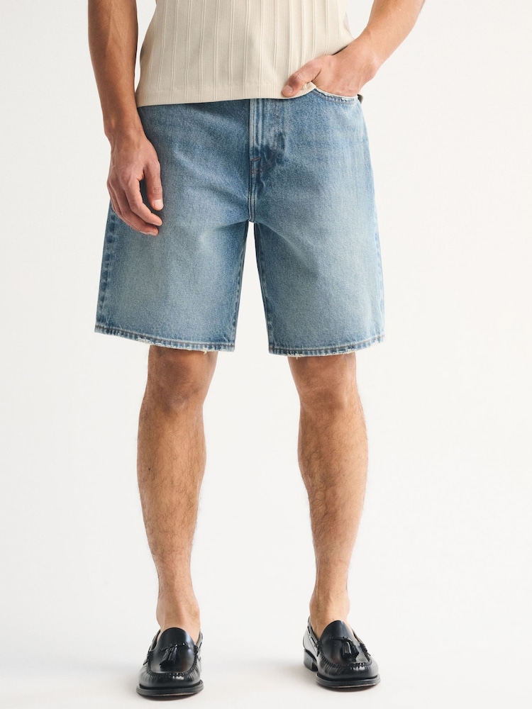 כחול - Abercrombie & Fitch מכנסיים קצרים בגזרת באגי - תמונה 1 מתוך 8 כחול - Abercrombie & Fitch מכנסיים קצרים בגזרת באגי - תמונה 1 מתוך 8