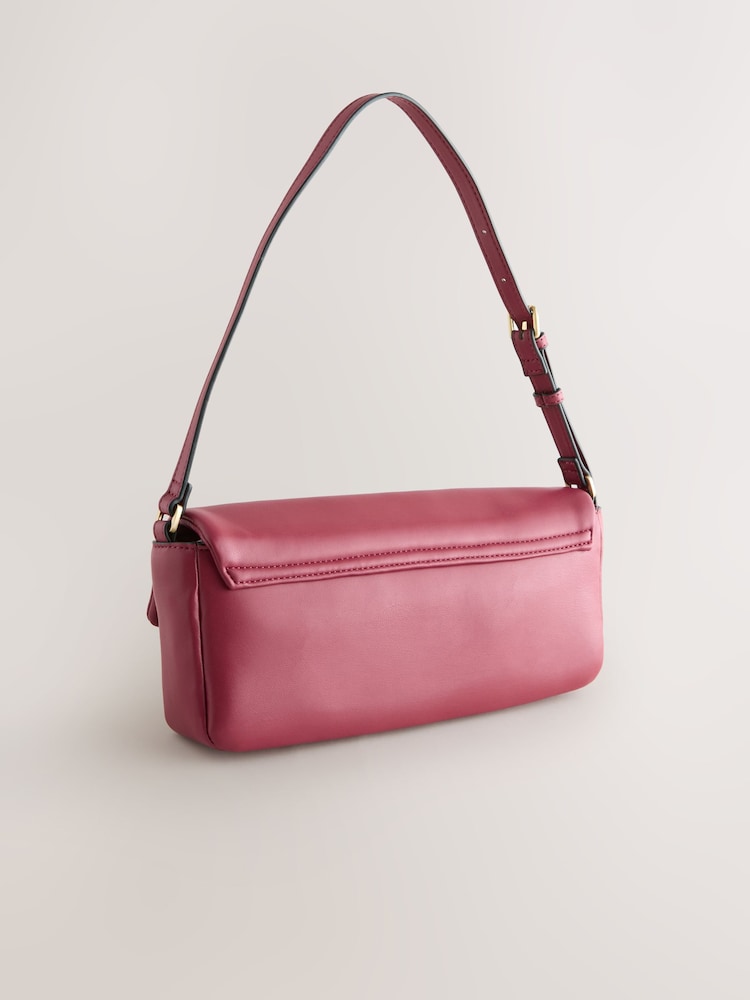 Red Elongated Shoulder Bag - Image 2 of 4 Red Elongated Shoulder Bag - Image 2 of 4