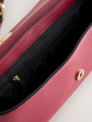 Red Elongated Shoulder Bag - Image 4 of 4