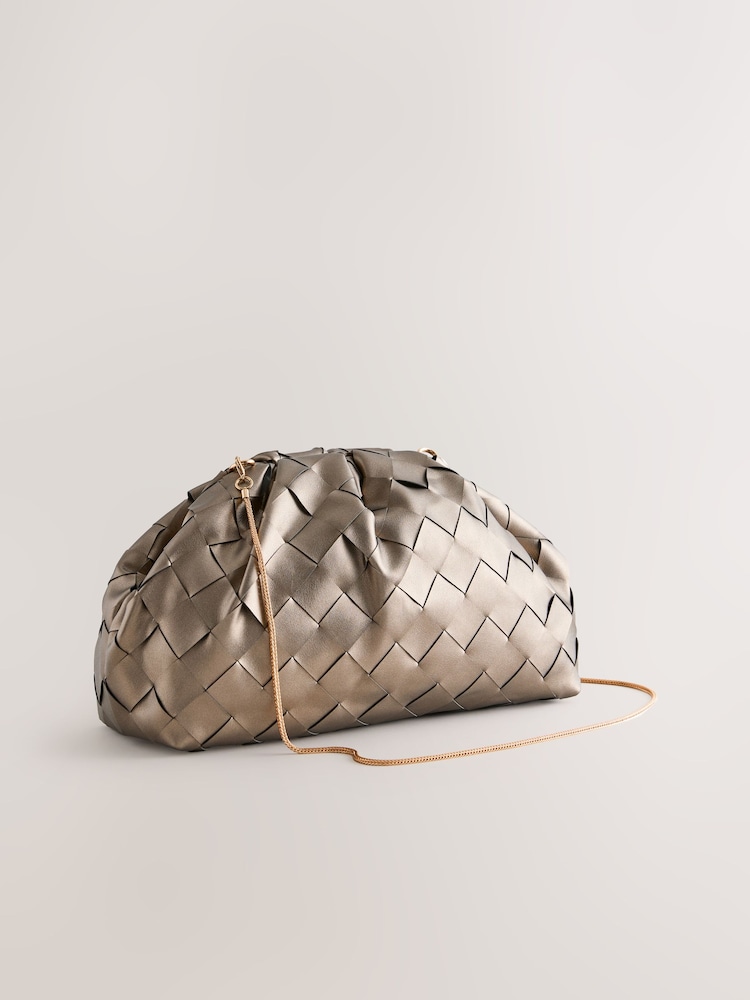 Bronze - Oversized Weave Snap Clutch Bag - Bild 1 von 5 Bronze - Oversized Weave Snap Clutch Bag - Bild 1 von 5