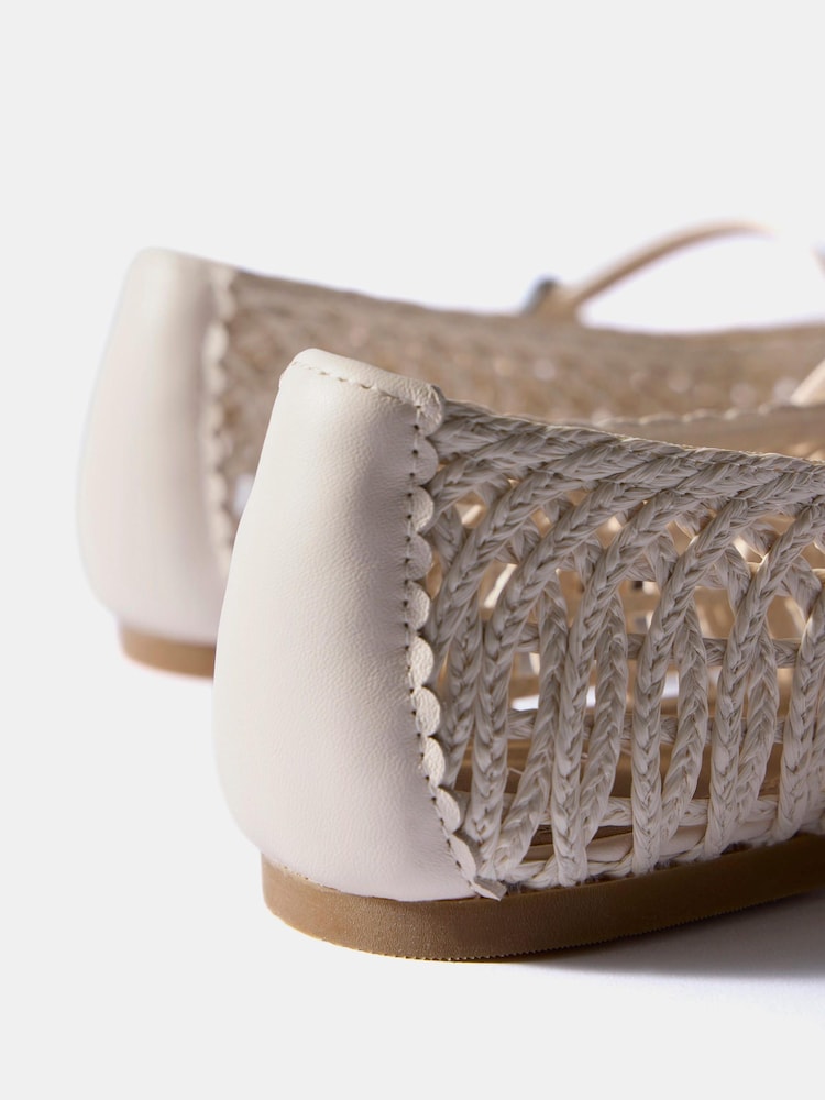 Mint Velvet Cream Lily Woven Ballet Flat Pumps - Image 4 of 4 Mint Velvet Cream Lily Woven Ballet Flat Pumps - Image 4 of 4