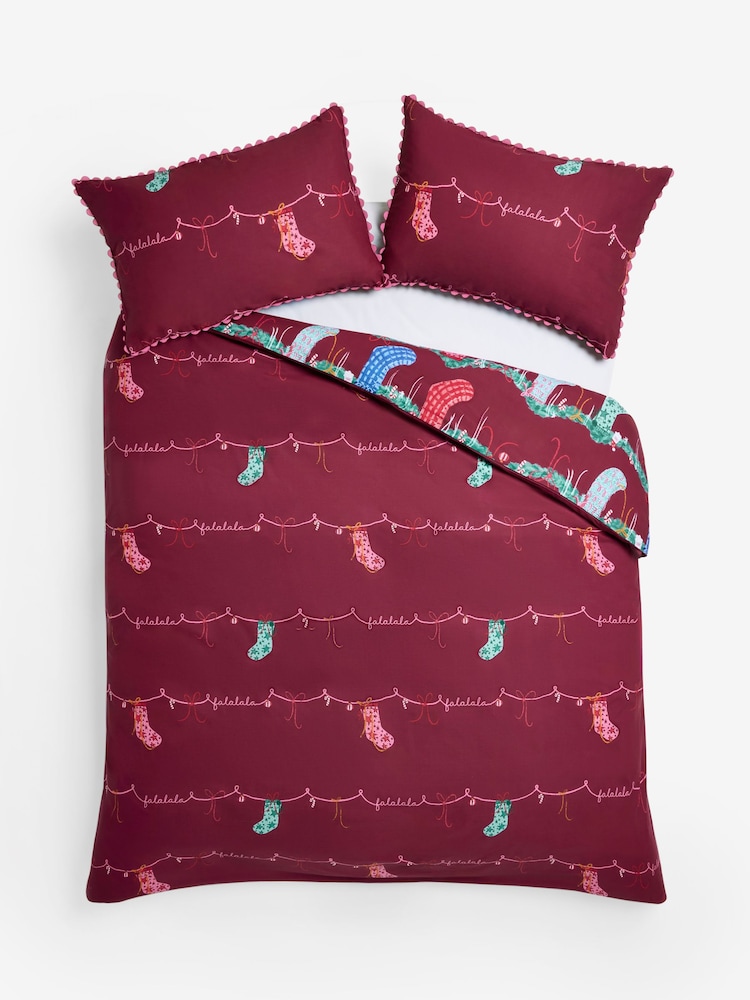 Red Stockings Christmas Reversible Duvet Cover and Pillowcase Set - Image 6 of 6 Red Stockings Christmas Reversible Duvet Cover and Pillowcase Set - Image 6 of 6