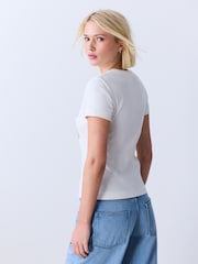 White License Snoopy High V-Neck White Football Graphic T-Shirt - Image 6 of 7