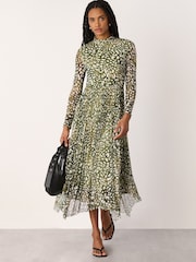 فستان شبكي بتصميم طبقات مزين بنقشة جلد الحيوان من Whistles - Image 1 of 5