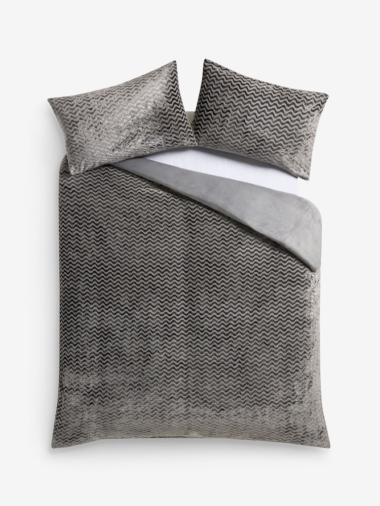 Grey Stripe Textured Fleece Bedding Duvet Cover and Pillowcase Set - Image 4 of 4 Grey Stripe Textured Fleece Bedding Duvet Cover and Pillowcase Set - Image 4 of 4
