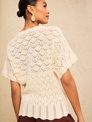 Love & Roses Crochet Scallop Detail Knitted Batwing Top - תמונה 4 מתוך 4