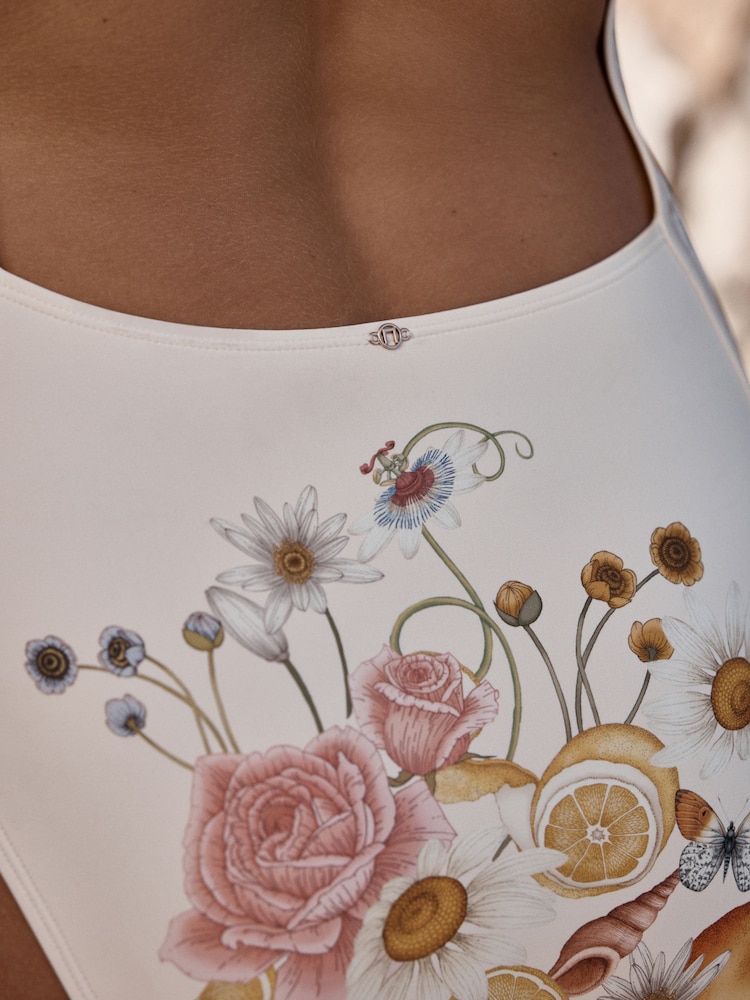 Emily Carter Floral - Yastıqlı Büzməli Qayışlı Mayo - 7şəkildən 7 şəkil Emily Carter Floral - Yastıqlı Büzməli Qayışlı Mayo - 7şəkildən 7 şəkil