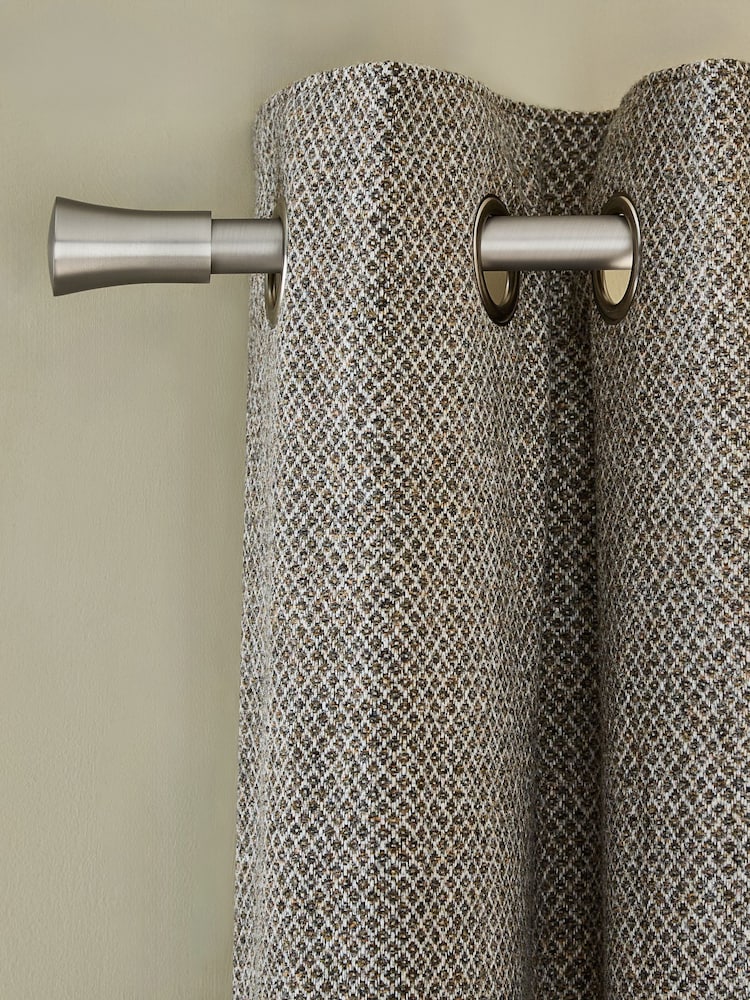 Brushed Silver Trumpet Finial 28mm Extendable Kit Curtain Pole - Image 1 of 2 Brushed Silver Trumpet Finial 28mm Extendable Kit Curtain Pole - Image 1 of 2