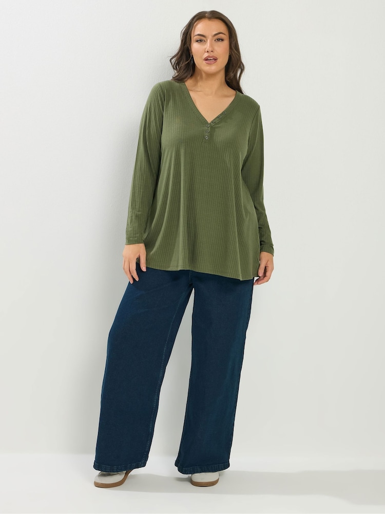 Yours Curve Green Henley Ribbed Swing Top - Image 2 of 5 Yours Curve Green Henley Ribbed Swing Top - Image 2 of 5
