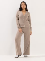 بنطلون برِجل واسعة ناعم الملمس من PixieGirl Petite - صورة 1 من 5