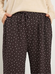 Yours Curve Brown Crinkle Wide Leg Trousers - Image 4 of 5