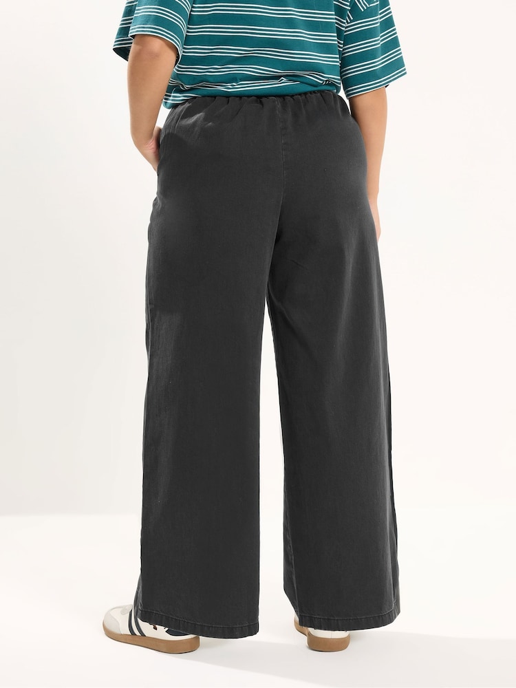 Yours Curve Black Pull On Wide Leg Jean - Image 2 of 5
