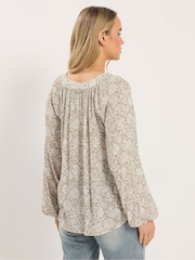 Long Tall Sally Natural Floral Deep V-Neck Crinkle Top - Image 3 of 5