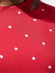Yours Curve Red Limited Mini Heart Puff All Over Print Boxy T-Shirt - Image 4 of 5