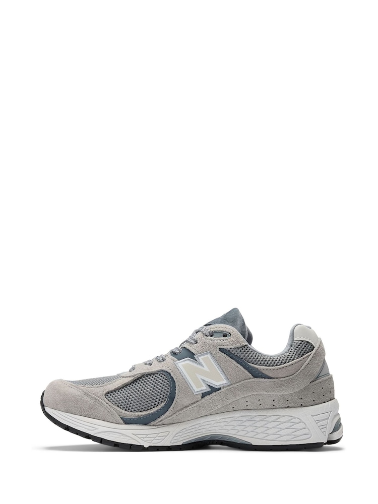 New Balance Grey 2002 Trainers - Image 2 of 13