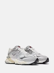 New Balance Grey/White 740 Trainers - Image 3 of 4