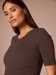 Schokoladenbraun - Maternity Nursing Fitted Short Sleeve T-Shirt - Bild 5 von 9