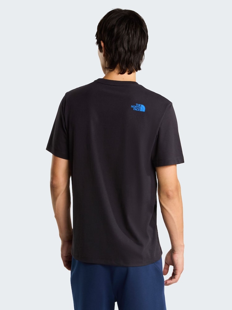 Qara - The North Face Loqosu olan Futbolka - 5şəkildən 2 şəkil