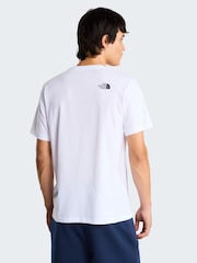 Ağ - The North Face Loqosu olan Futbolka - 5şəkildən 2 şəkil