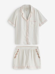 طقم بيجامة شورت مطرَّز Romilly من Laura Ashley - Image 6 of 12