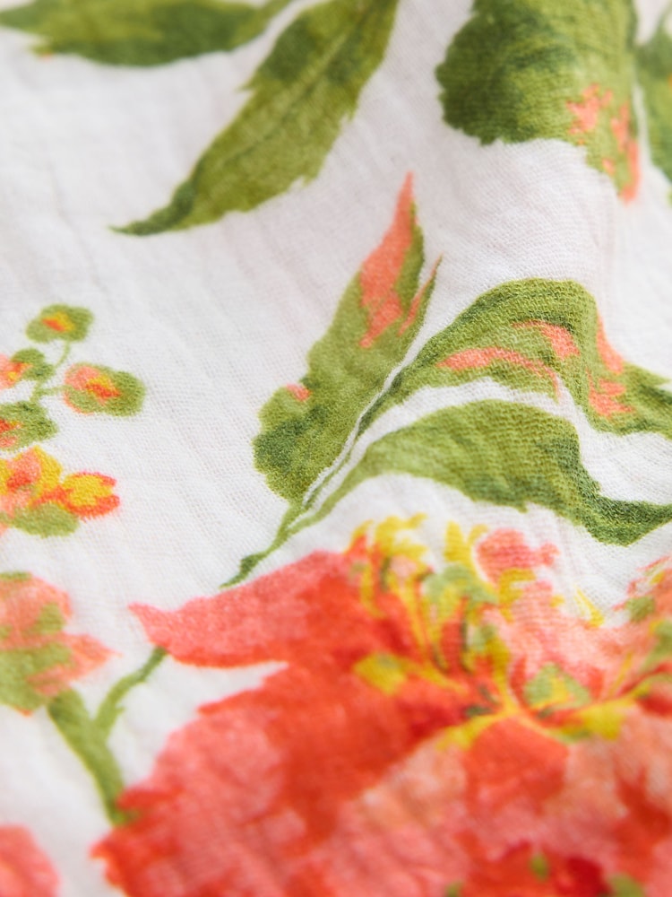 بيجامة بكشكشة وأزرار كاملة Romilly من Laura Ashley - Image 14 of 14