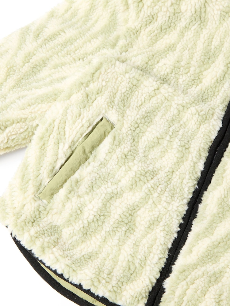 GEN Green Borg Lined Quilted Jacket - Image 6 of 6 GEN Green Borg Lined Quilted Jacket - Image 6 of 6