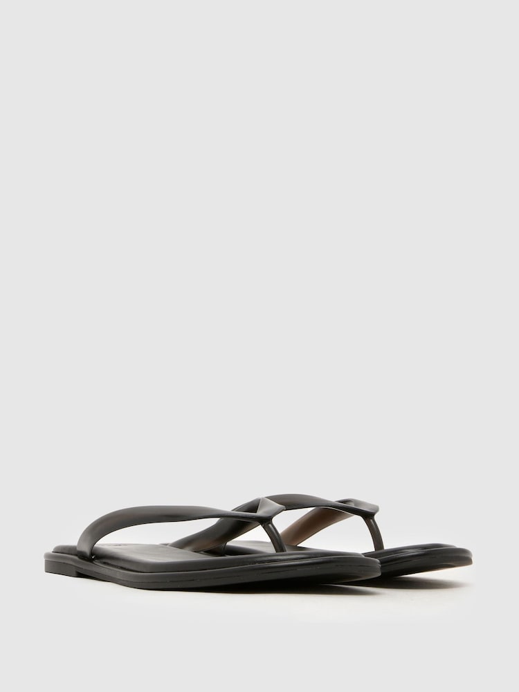 Schuh Truffle Toe Post Sandals - תמונה 2 מתוך 4