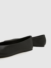 שחור - Schuh Lollie Leather Ballerina - תמונה 4 מתוך 4