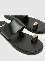 Negru - Schuh Thyme Metal Toe Loop Sandal - Imaginea 3 din 4