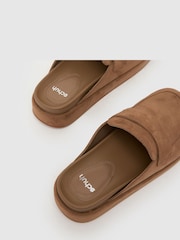 Schuh Brown Tiramisu Closed Toe Sandal - Image 3 of 4