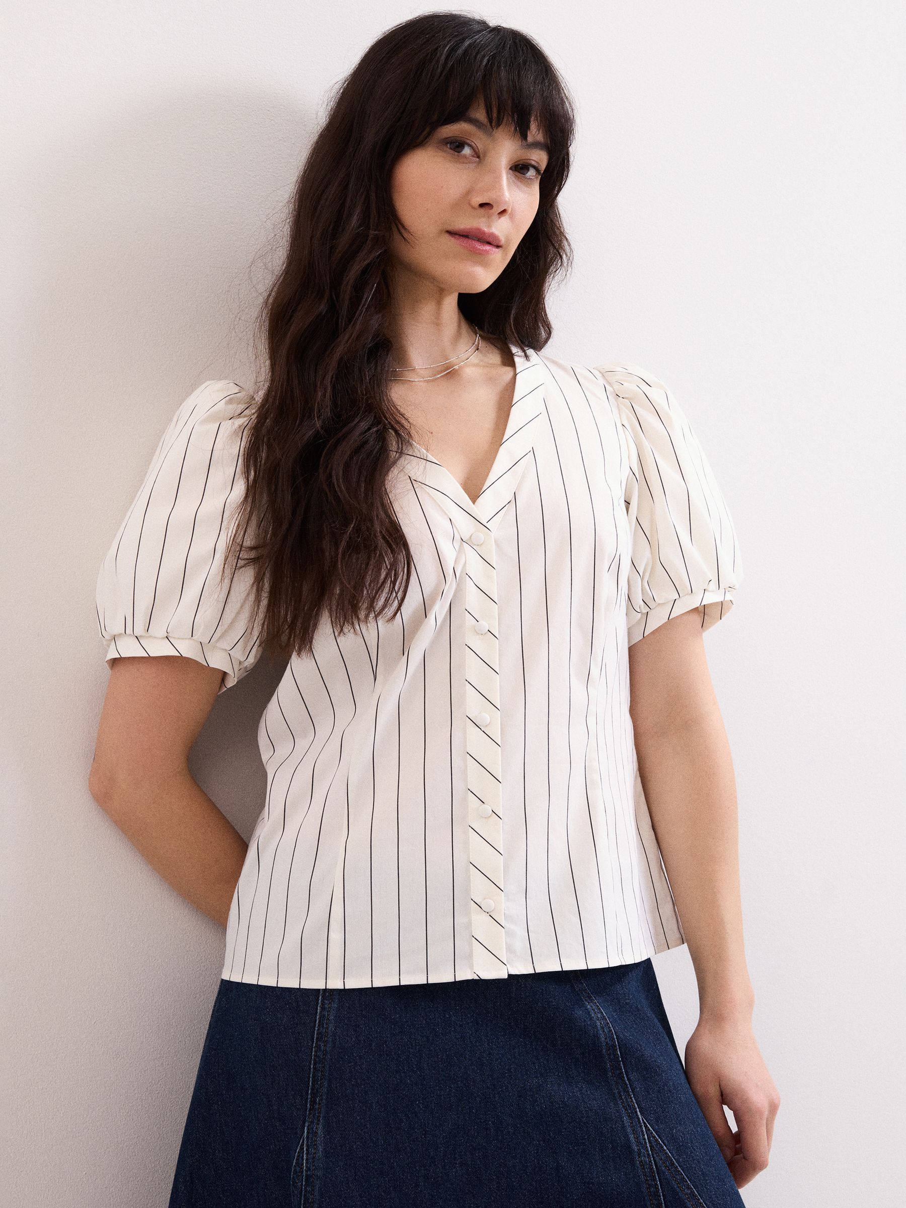 Phase Eight Women's White Elora V-Neck Blouse In Size 18 - Image 5